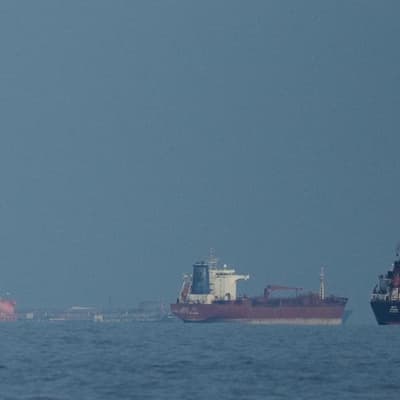 Break in economic data keeps Middle East in focus