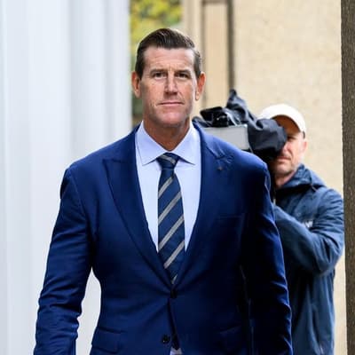 Accused war criminal Roberts-Smith vows to clear name