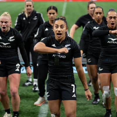 Women in black confound Australia sevens stars again