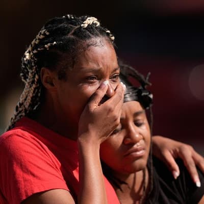 US gunman kills seven of his children and another child