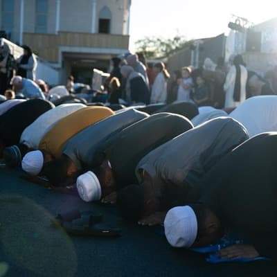 Japan mosque and burqa ban claims are false