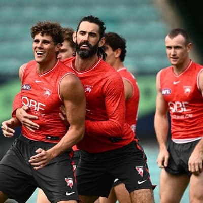 Swans bracing for best from injury-hit Bulldogs
