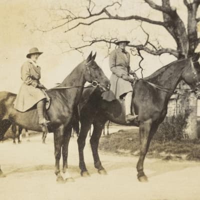 From gowns to gallop, WWI sisters who defied the rules