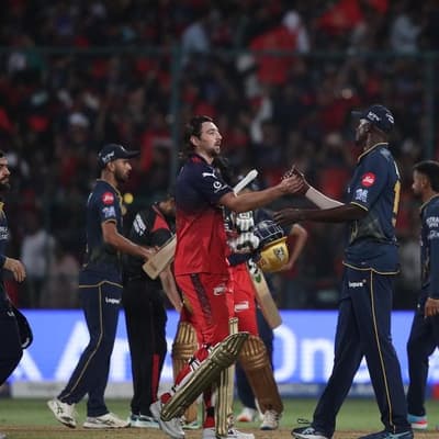 No Chinnaswamy whammy, but trusty David gets job done