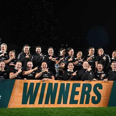NZ's clinical Black Ferns hand Wallaroos a wooden spoon