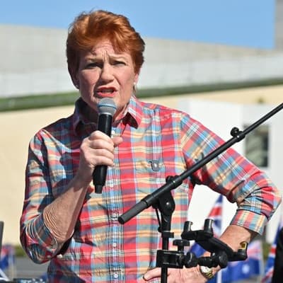 Right-wing leaders tout migrant crackdowns before poll