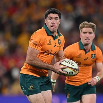 Giteau's No.10 plea, query of Wallabies' forgotten man