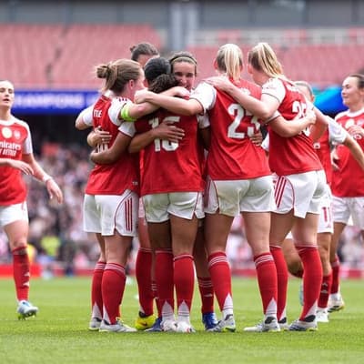 Foord shines as Arsenal home in on more Euro glory