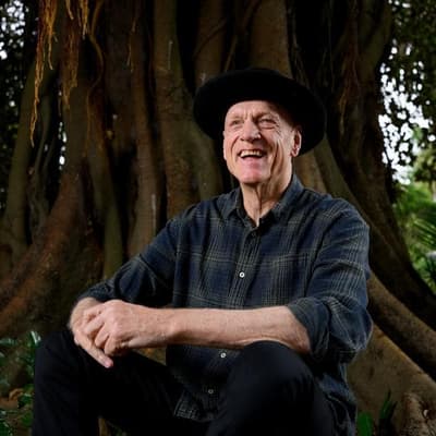 Midnight Oil frontman leads 'great Australian mission'