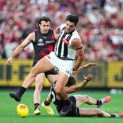 Magpies strike balance as Pendlebury milestone looms