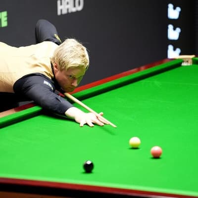 Robertson's hopes of a world semi-final berth snookered