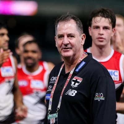 Saints' Lyon clarifies resignation offer over comment
