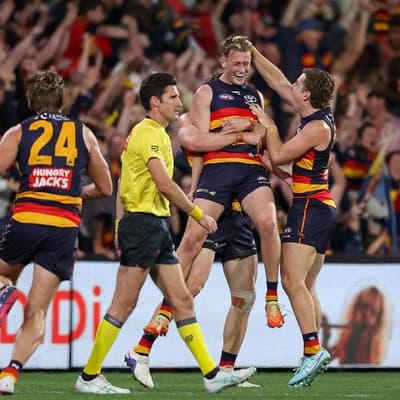 Cook the hero as Crows pip Port in Showdown thriller