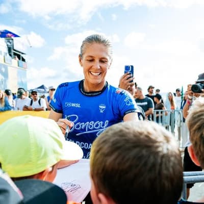 Aussie great Gilmore delivers at home surf break