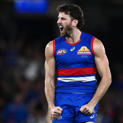 Western Bulldogs consider resting sore superstar