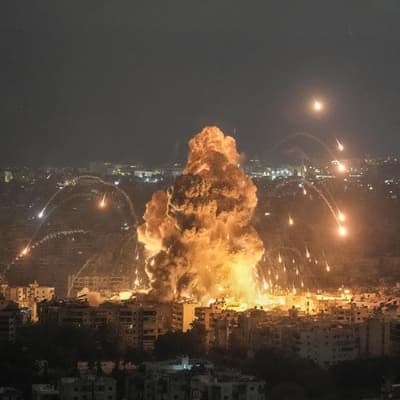Israel strikes in southern Lebanon kill 10, IDF hurt