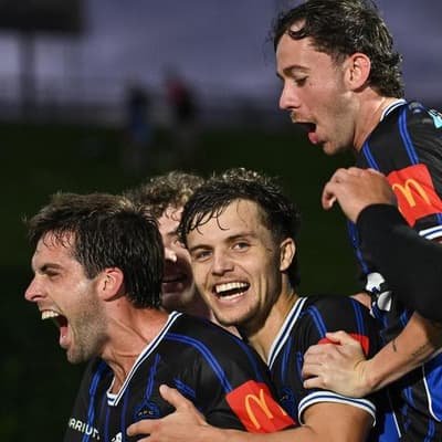 Kiwis dramatically end Melbourne City's title defence