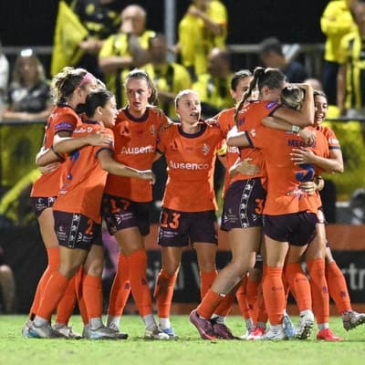 Red-hot Roar to take ALW finals lead to Wellington