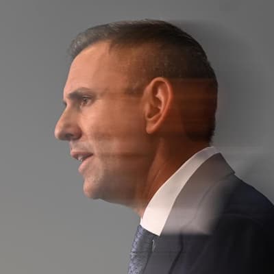 Treasurer warned on household handouts ahead of budget