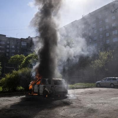 Putin, Zelenskiy proclaim rival two-day ceasefires