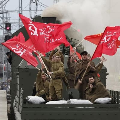 Russia and Ukraine accuse each other of violating truce