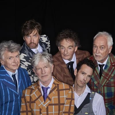 Enz forever? Kiwi legends tease new album ahead of tour