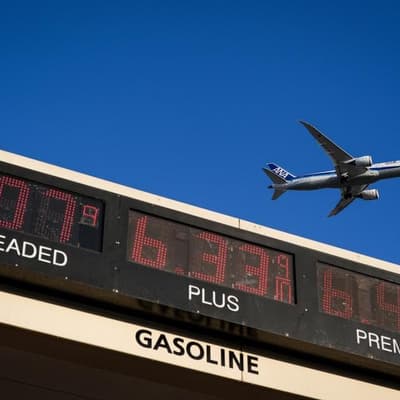 Oil jumps as Trump dismisses Iran's reply to peace plan