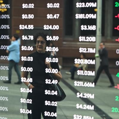 Aussie shares log fourth session of losses, banks drag