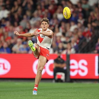 Swans could face big call on key forwards against Pies