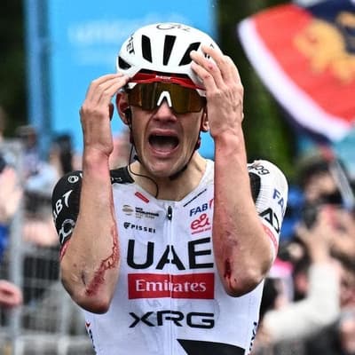 Legendary: Rider falls, goes wrong way but wins in Giro