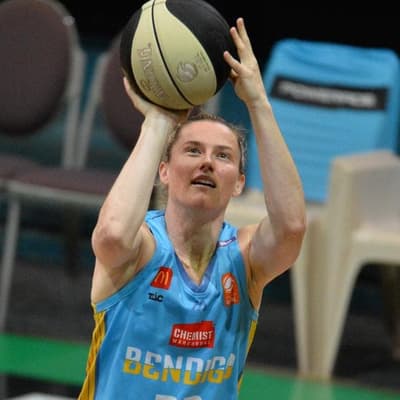 Whitcomb makes WNBL comeback, Capitals sign Olympian