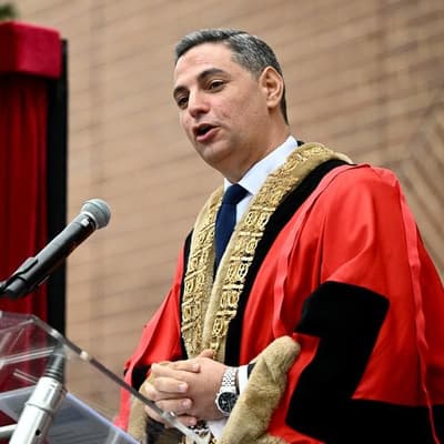'Australian first' as council staff take mayor to court