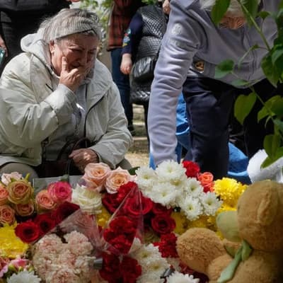 Zelenskiy rages at Russia after deadly strike in Kyiv