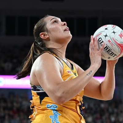 Lightning strike ends Melbourne Vixens' winning run