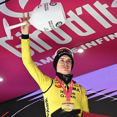 Vingegaard shines, Hindley looks like Giro team leader