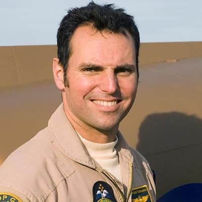 Ex-Top Gun pilot continues fight against extradition