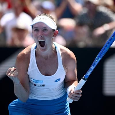Hunter wins Aussie battle to leave a trio left in Paris