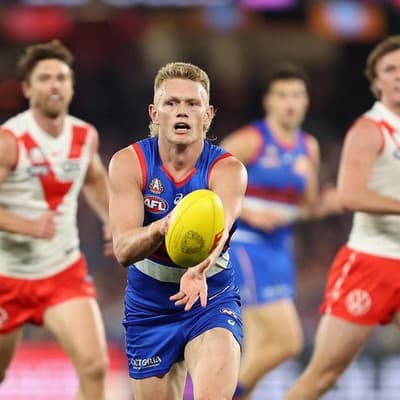 Treloar back as Bulldogs swing changes for Dees test