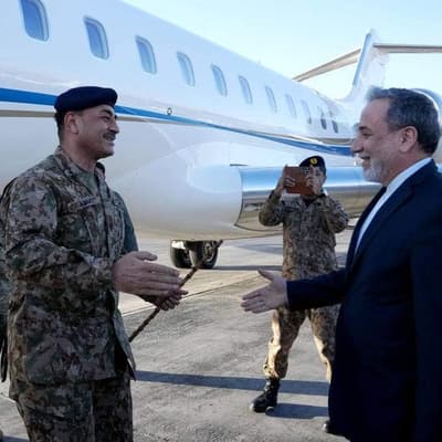 Pakistan military chief arrives in Iran for talks