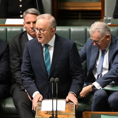 'Poison pill': coalition attacks Labor's tax 'wedge'