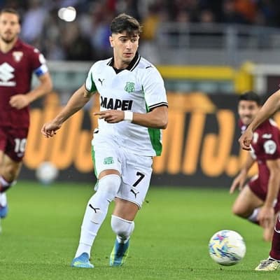 Volpato switches Italy for Socceroos as Cup cull looms