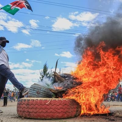Deadly protest in Kenya against Ebola quarantine centre