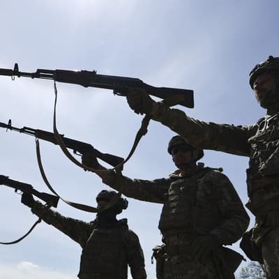 Australian troops find new base for Ukraine training