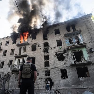 Russia kills at least three in Ukraine's Kramatorsk