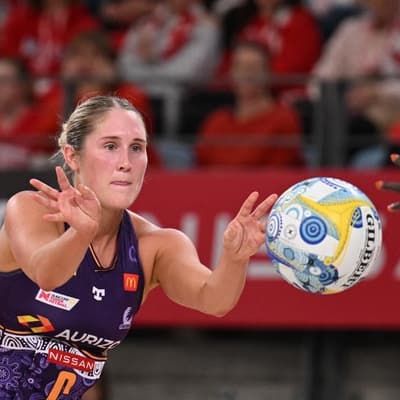 Super Netball top four set as Firebirds down Lightning
