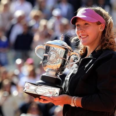 Teenager Andreeva ends fairytale to win French Open