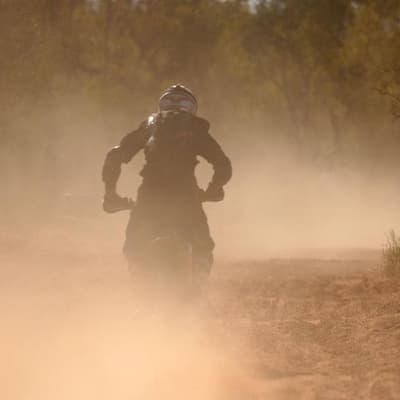 Motorbike rider dies in outback desert race crash