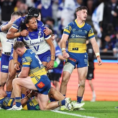 Late drama as Crichton penalty helps Dogs topple Eels