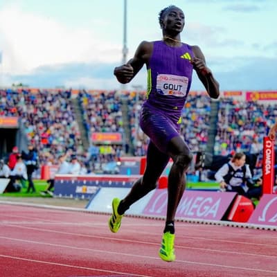 Gout Gout blown out: Aussie schooled on big-time bow