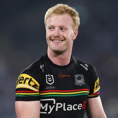Try-scoring machine extends Panthers stay